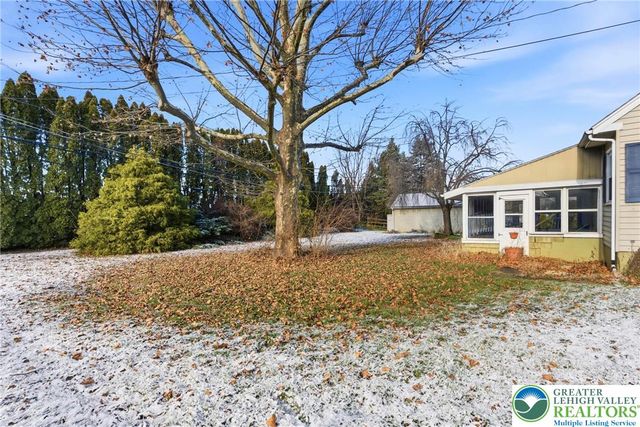 3074 Clearview, Palmer Twp, PA 18045