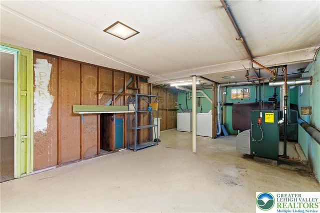 3074 Clearview, Palmer Twp, PA 18045