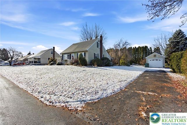 3074 Clearview, Palmer Twp, PA 18045