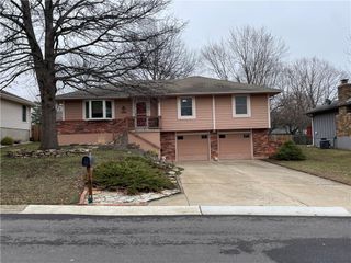 16311 Mckinley Street, Belton, MO 64012