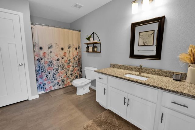 506 S Gauge Street, Willard, MO 65781