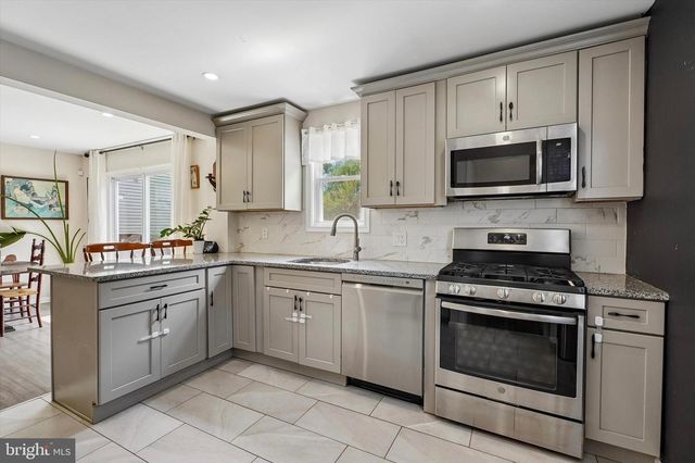 105 LOLLER RD, Hatboro, PA 19040