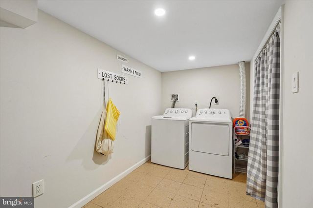 105 LOLLER RD, Hatboro, PA 19040