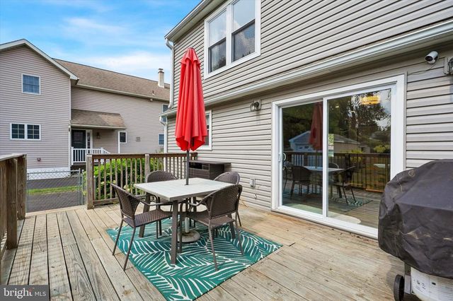 105 LOLLER RD, Hatboro, PA 19040