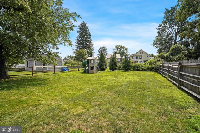 105 LOLLER RD, Hatboro, PA 19040