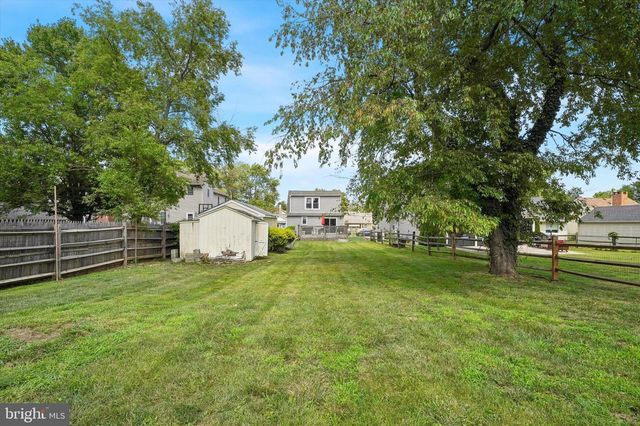 105 LOLLER RD, Hatboro, PA 19040