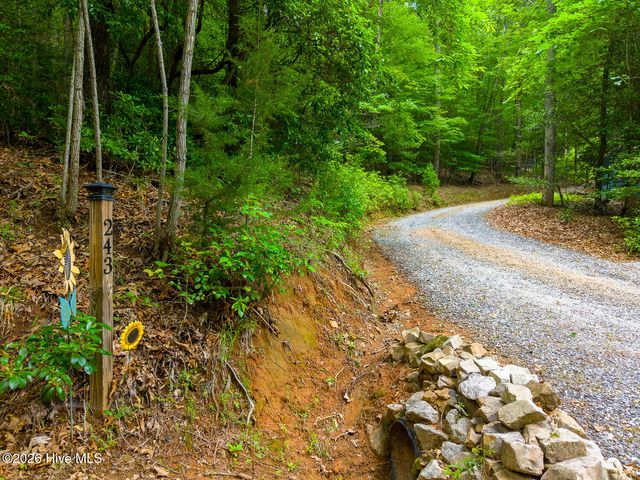 243 Jonquil Woods Road, Franklin, NC 28734