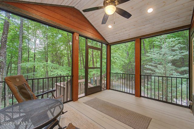243 Jonquil Woods Road, Franklin, NC 28734