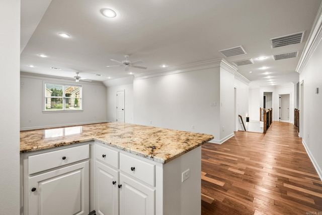 141 Oneida Way, Maumelle, AR 72113