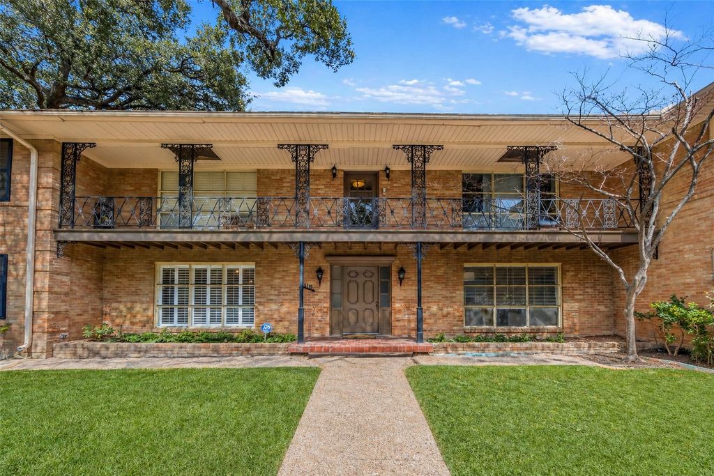 6119 Bandera Avenue A, Dallas, TX 75225