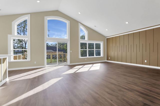 525 Ashwood Road, Columbus, OH 43207