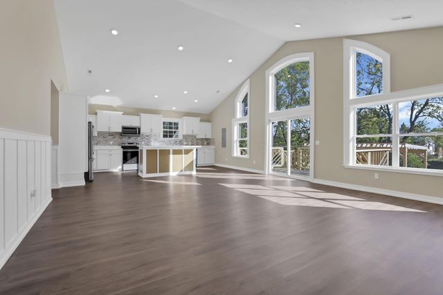 525 Ashwood Road, Columbus, OH 43207