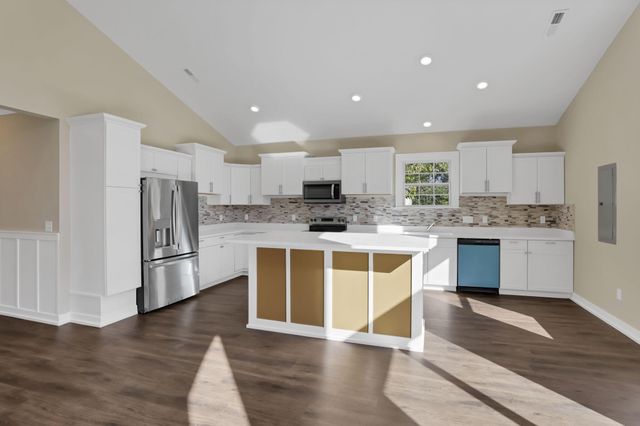 525 Ashwood Road, Columbus, OH 43207