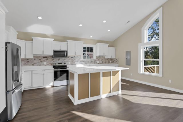 525 Ashwood Road, Columbus, OH 43207