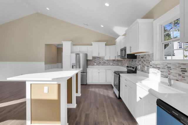 525 Ashwood Road, Columbus, OH 43207