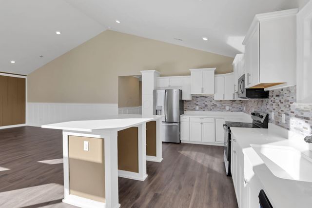 525 Ashwood Road, Columbus, OH 43207