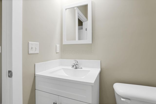 525 Ashwood Road, Columbus, OH 43207