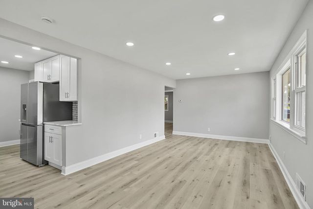 1000 MAPLE AVE, Rockville, MD 20851