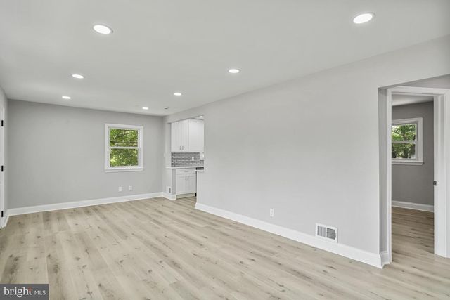 1000 MAPLE AVE, Rockville, MD 20851