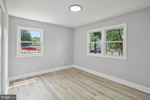 1000 MAPLE AVE, Rockville, MD 20851