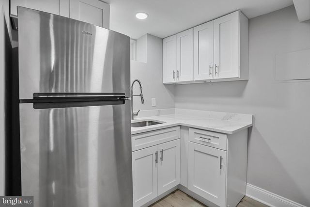 1000 MAPLE AVE, Rockville, MD 20851