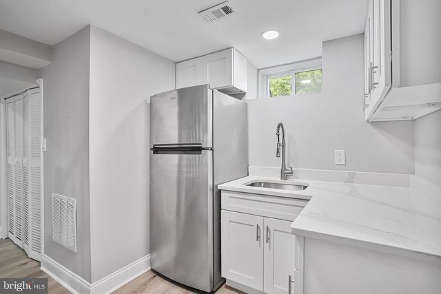 1000 MAPLE AVE, Rockville, MD 20851
