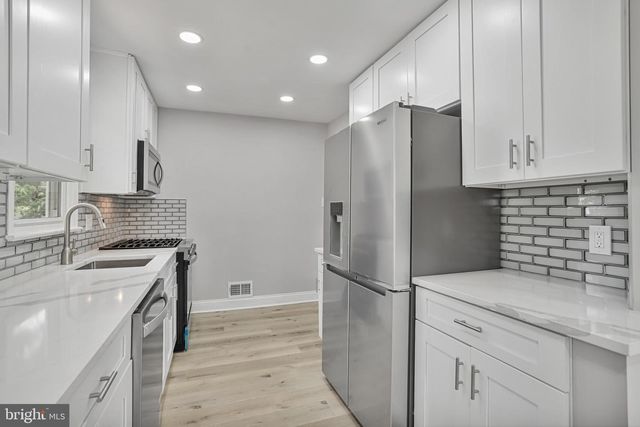 1000 MAPLE AVE, Rockville, MD 20851
