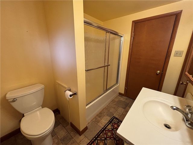 4089 State Route 66, Washington Twp, PA 15613