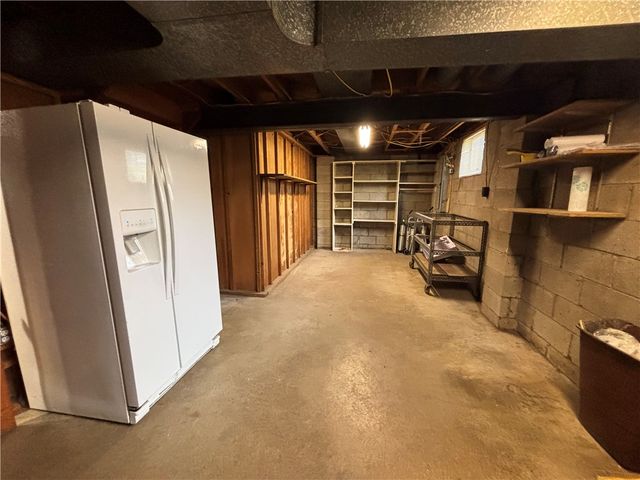 4089 State Route 66, Washington Twp, PA 15613