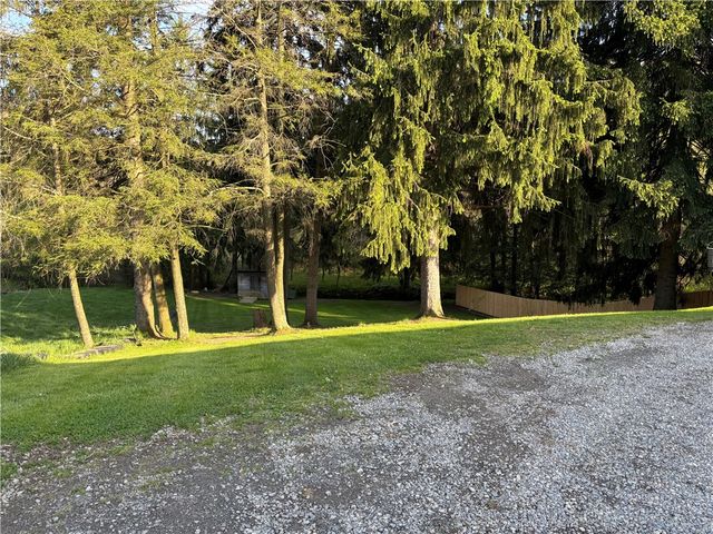 4089 State Route 66, Washington Twp, PA 15613