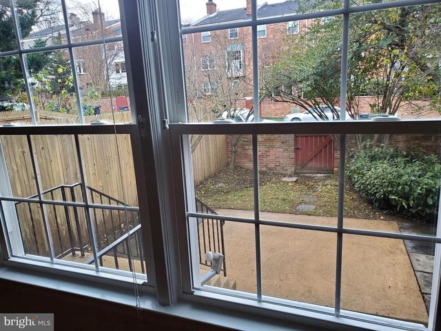 6735 TOWNE LANE RD, Mclean, VA 22101