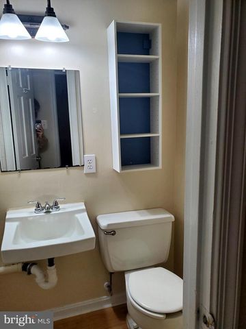 6735 TOWNE LANE RD, Mclean, VA 22101