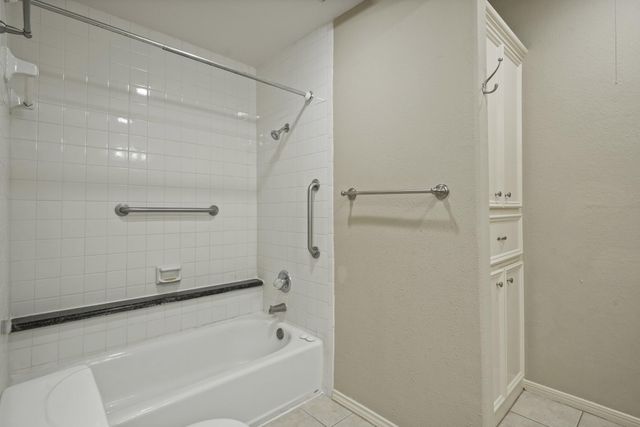 11711 Memorial Drive 367, Houston, TX 77024