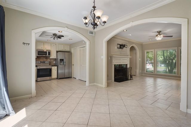 11711 Memorial Drive 367, Houston, TX 77024