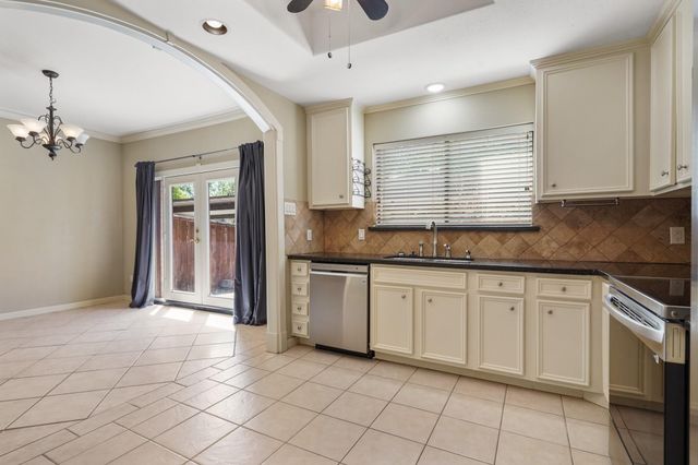 11711 Memorial Drive 367, Houston, TX 77024