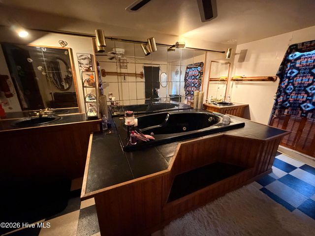 171 Sunset Circle, Hertford, NC 27944