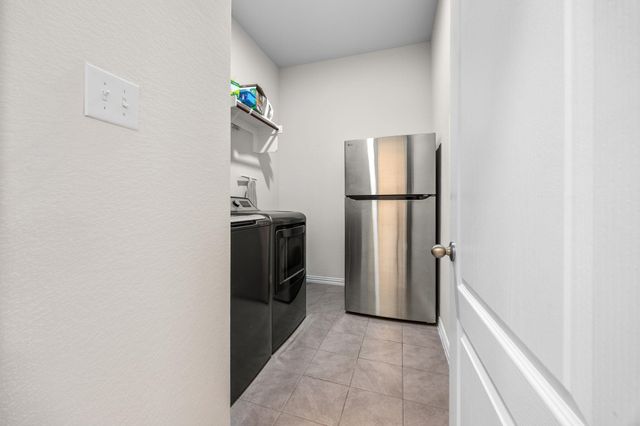 101 Ozark DR, Hutto, TX 78634