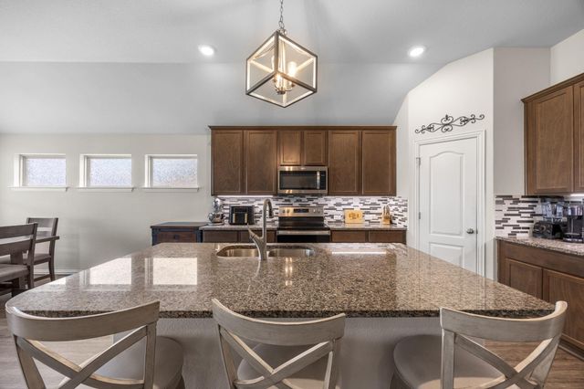 101 Ozark DR, Hutto, TX 78634