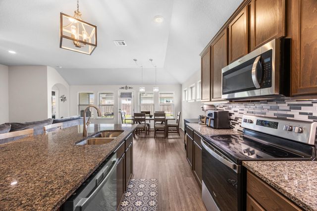 101 Ozark DR, Hutto, TX 78634