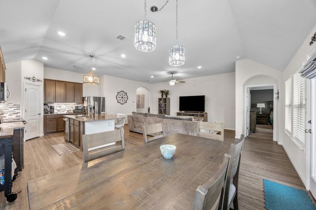 101 Ozark DR, Hutto, TX 78634
