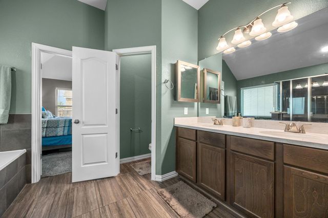 101 Ozark DR, Hutto, TX 78634
