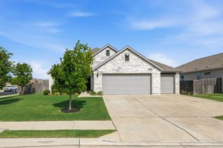 101 Ozark DR, Hutto, TX 78634