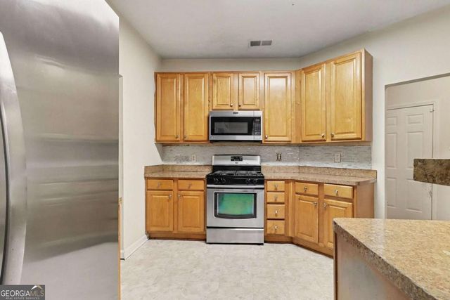 745 New Magnolia Court, Atlanta, GA 30349