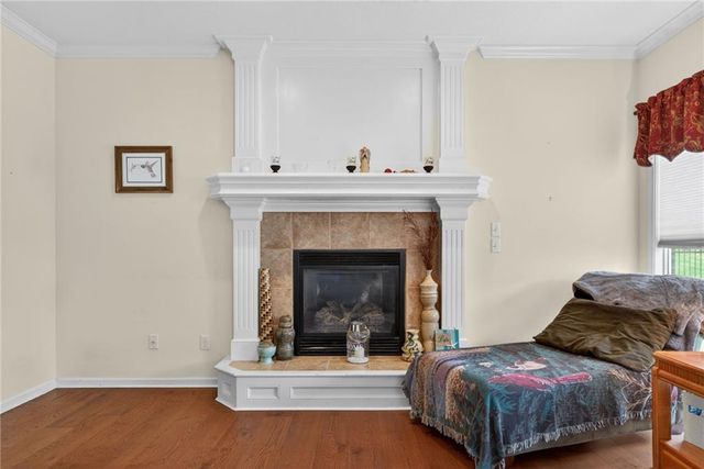 6719 NW Monticello Terrace, Parkville, MO 64152