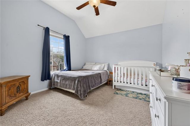 6719 NW Monticello Terrace, Parkville, MO 64152
