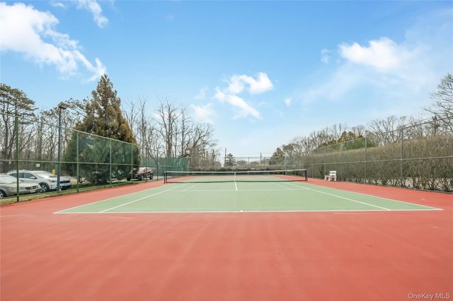 10 Glen Hollow Road C7, Holtsville, NY 11742