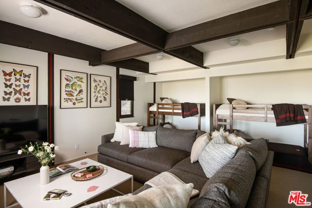 287 Grizzly Road, Lake Arrowhead, CA 92352