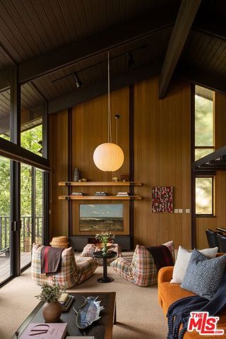 287 Grizzly Road, Lake Arrowhead, CA 92352