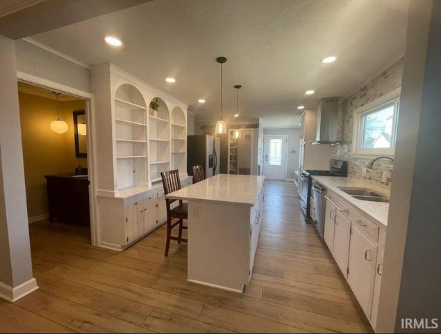 307 N Van Buren Street, Auburn, IN 46706