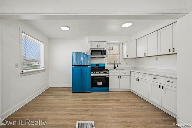 17248 Harman Street, Melvindale, MI 48122